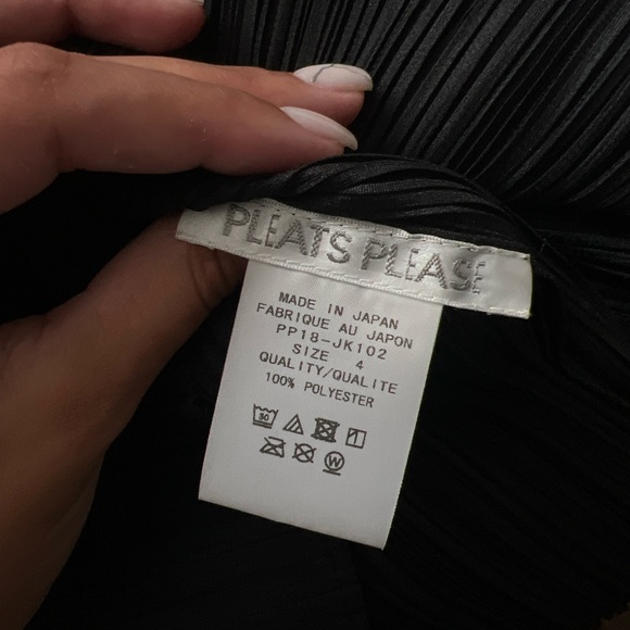 sold-issey miyake pleats please mock neck top - Picture 3 of 3